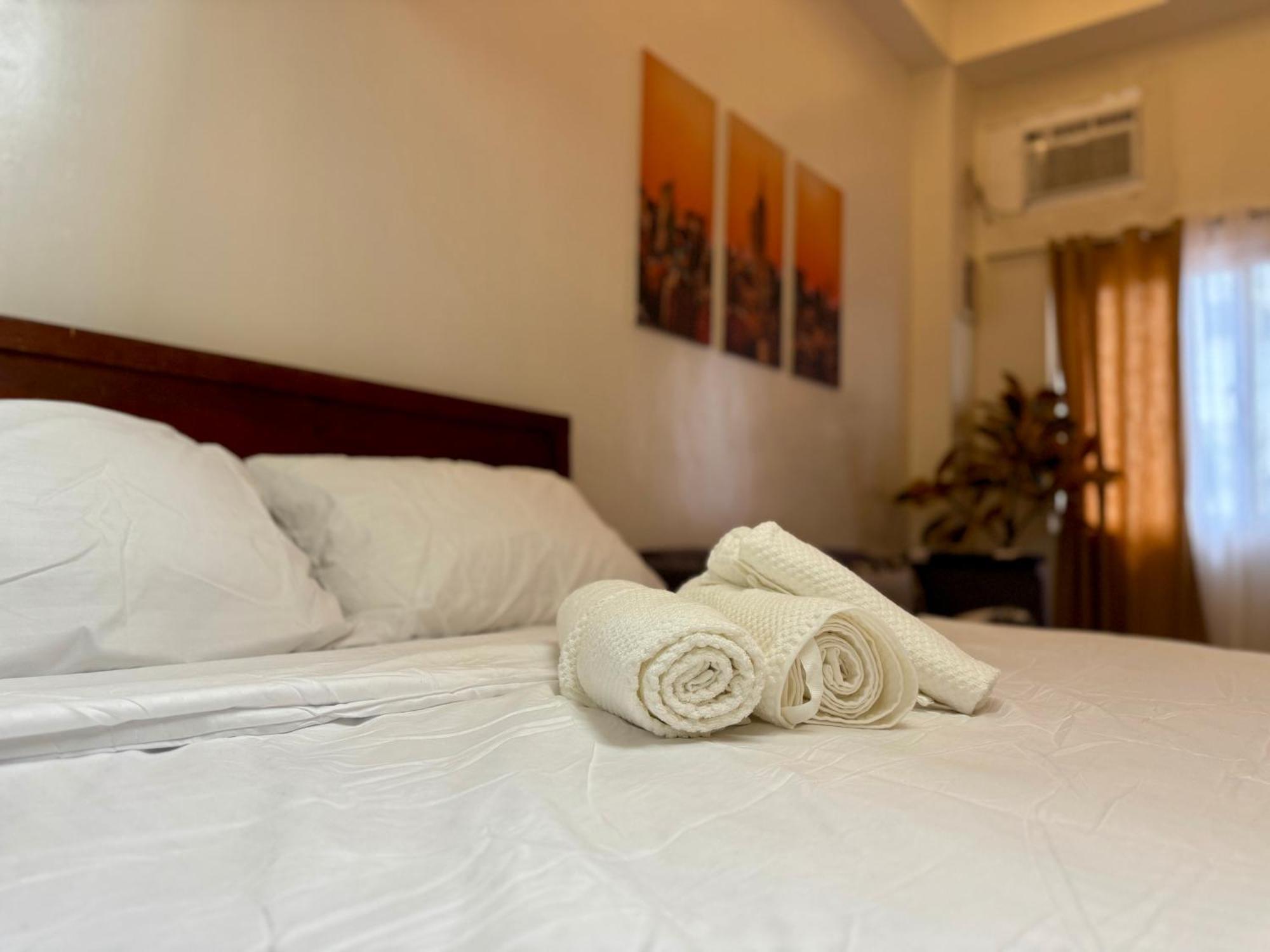 Cozy Pod Aparthotel Olongapo Ngoại thất bức ảnh